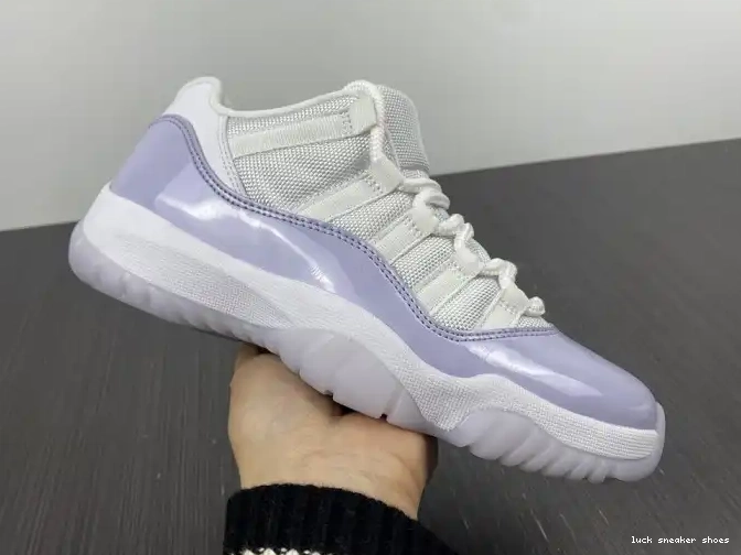 Reps LUCY Pure Violet Air Jordan 11 WMNS AH7860-101 Low 0514